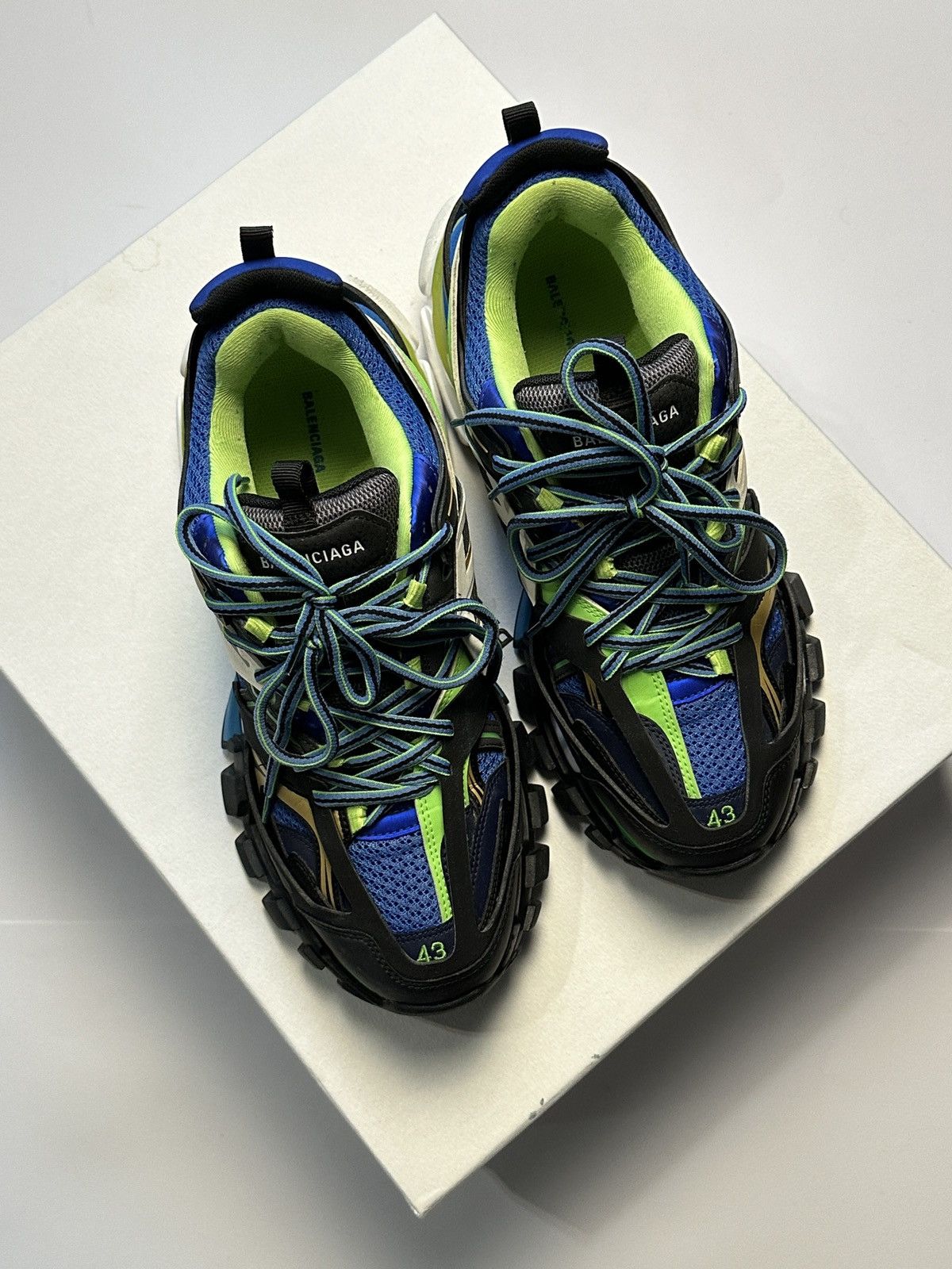 Balenciaga FIRST SEASON Balenciaga Track FW18 Sneakers Size US 10.5 / EU 43-44 - 2 Thumbnail