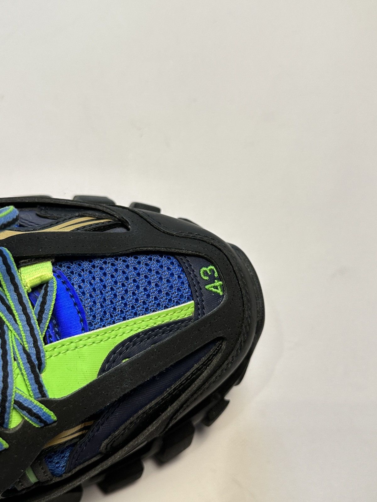 Balenciaga FIRST SEASON Balenciaga Track FW18 Sneakers Size US 10.5 / EU 43-44 - 22 Thumbnail
