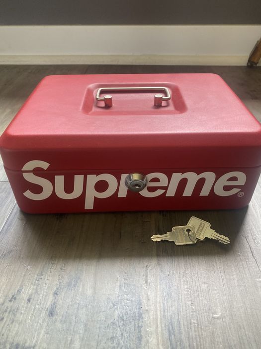 Supreme Supreme lock box | Grailed