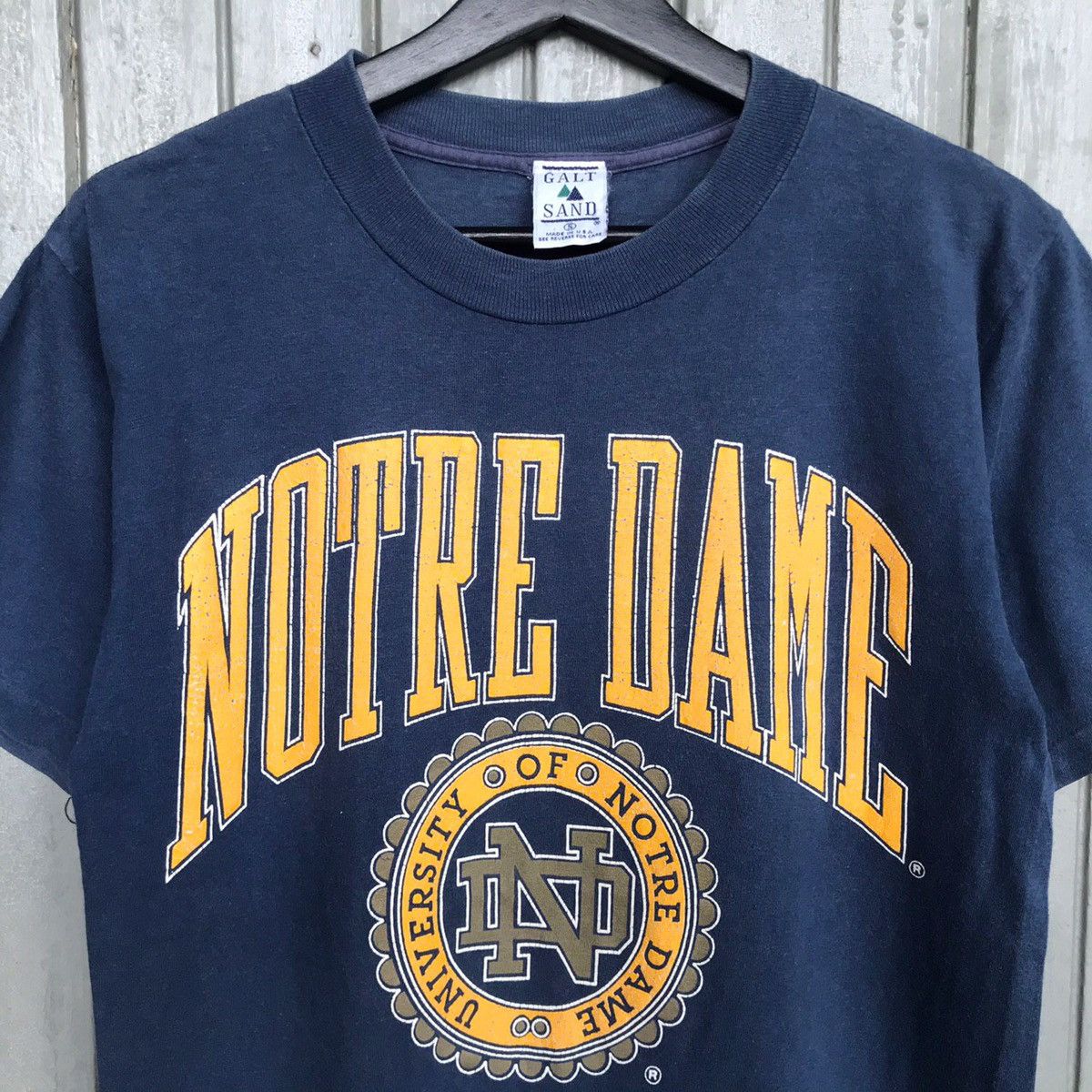 Vintage 🔥Vintage NOTRE DAME university 90s tees tshirt made in usa Size US S / EU 44-46 / 1 - 4 Thumbnail
