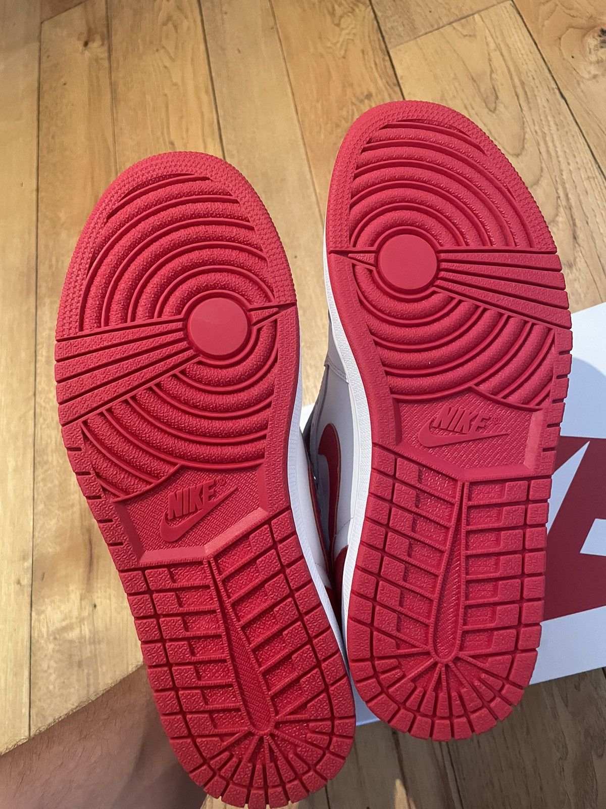 Jordan Brand × Nike Jordan 1 High Heritage Red 2022 Size US 9.5 / EU 42-43 - 10 Thumbnail