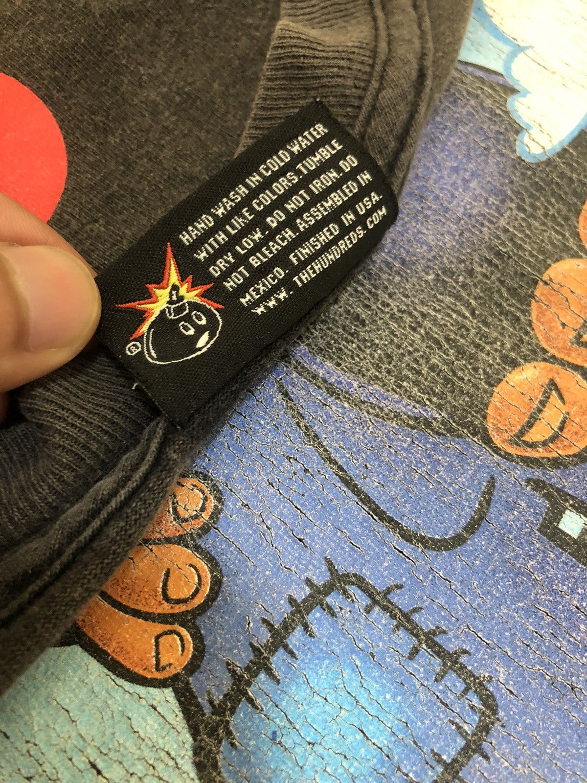 The Hundreds Y2K The Hundreds 🇺🇸 How To Make Bomb Distress Shirt Size US L / EU 52-54 / 3 - 7 Thumbnail
