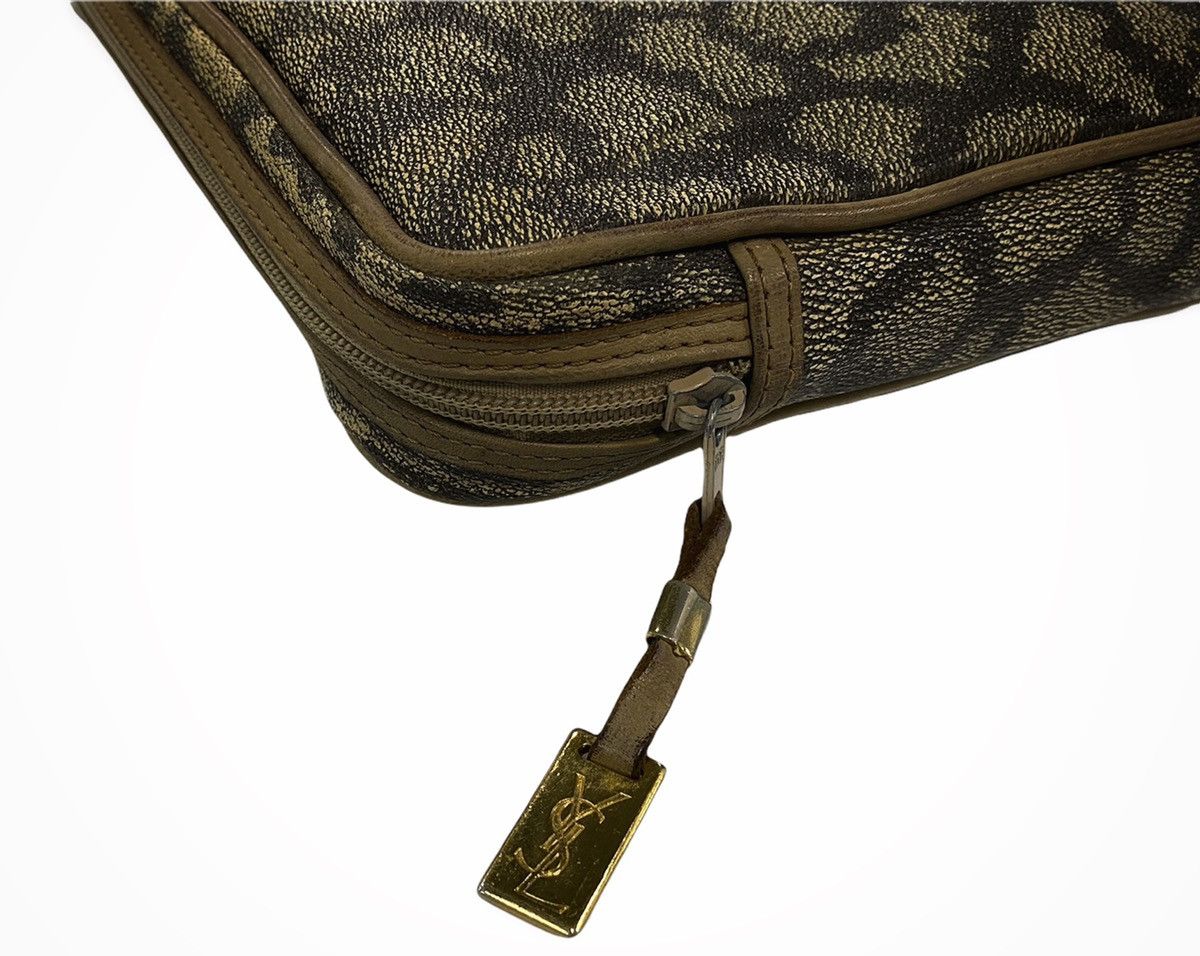 Vintage Vintage Yves Saint Laurent Clutch Bag Size ONE SIZE - 17 Thumbnail