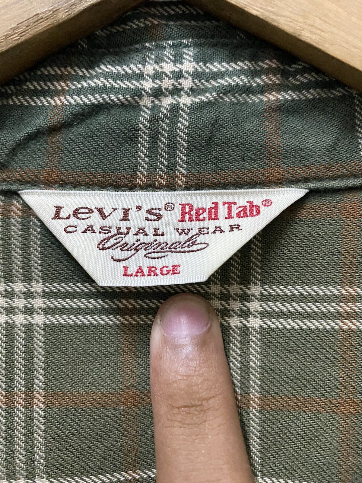 Levi's Rare🔥Vintage Levi’s Red Tab Green Plaid Flannel Button Up Size US M / EU 48-50 / 2 - 5 Thumbnail