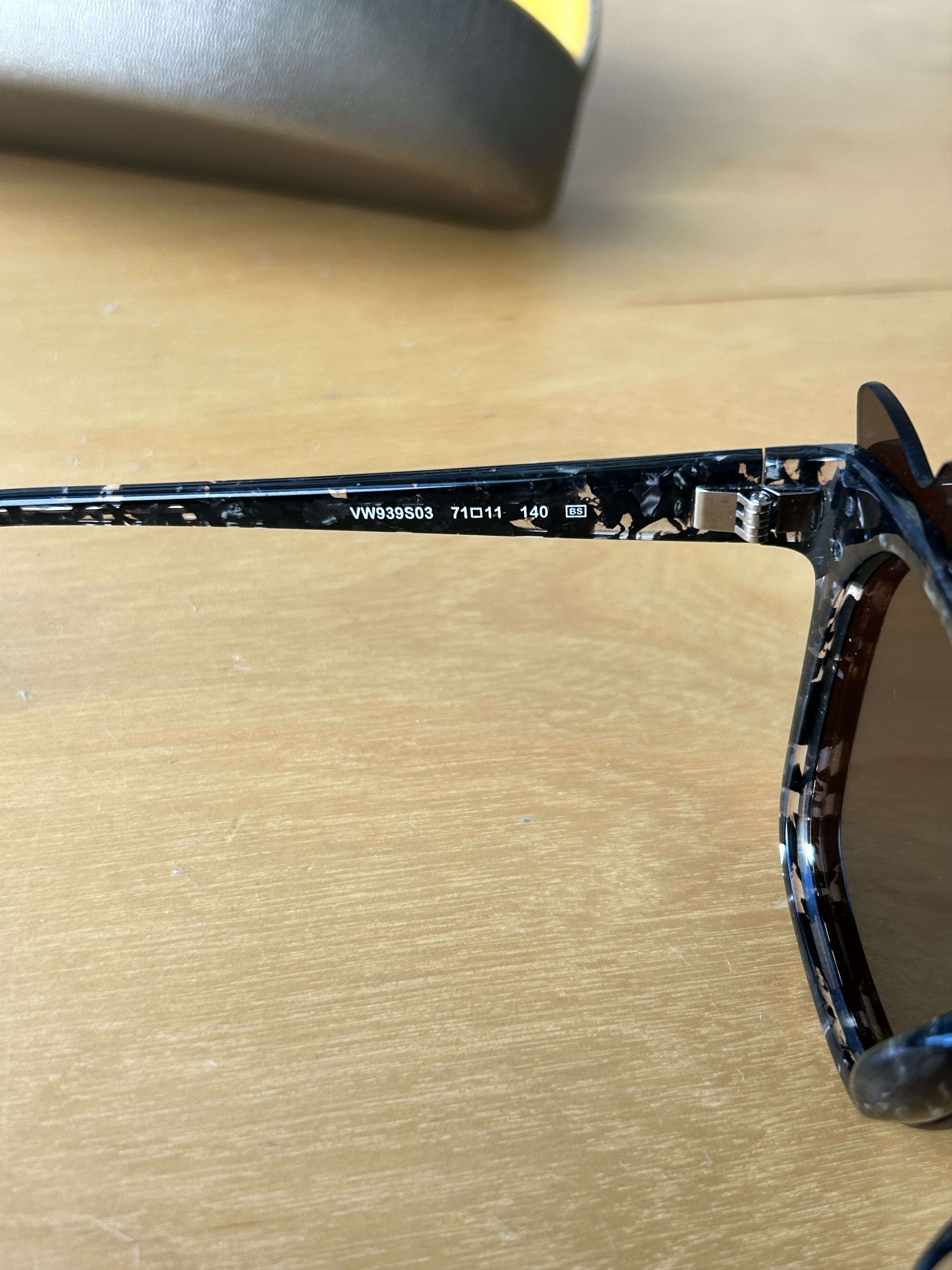 Vivienne Westwood Vintage Anglomania Reflective Frame w/ Amazing Acetate Size ONE SIZE - 3 Thumbnail