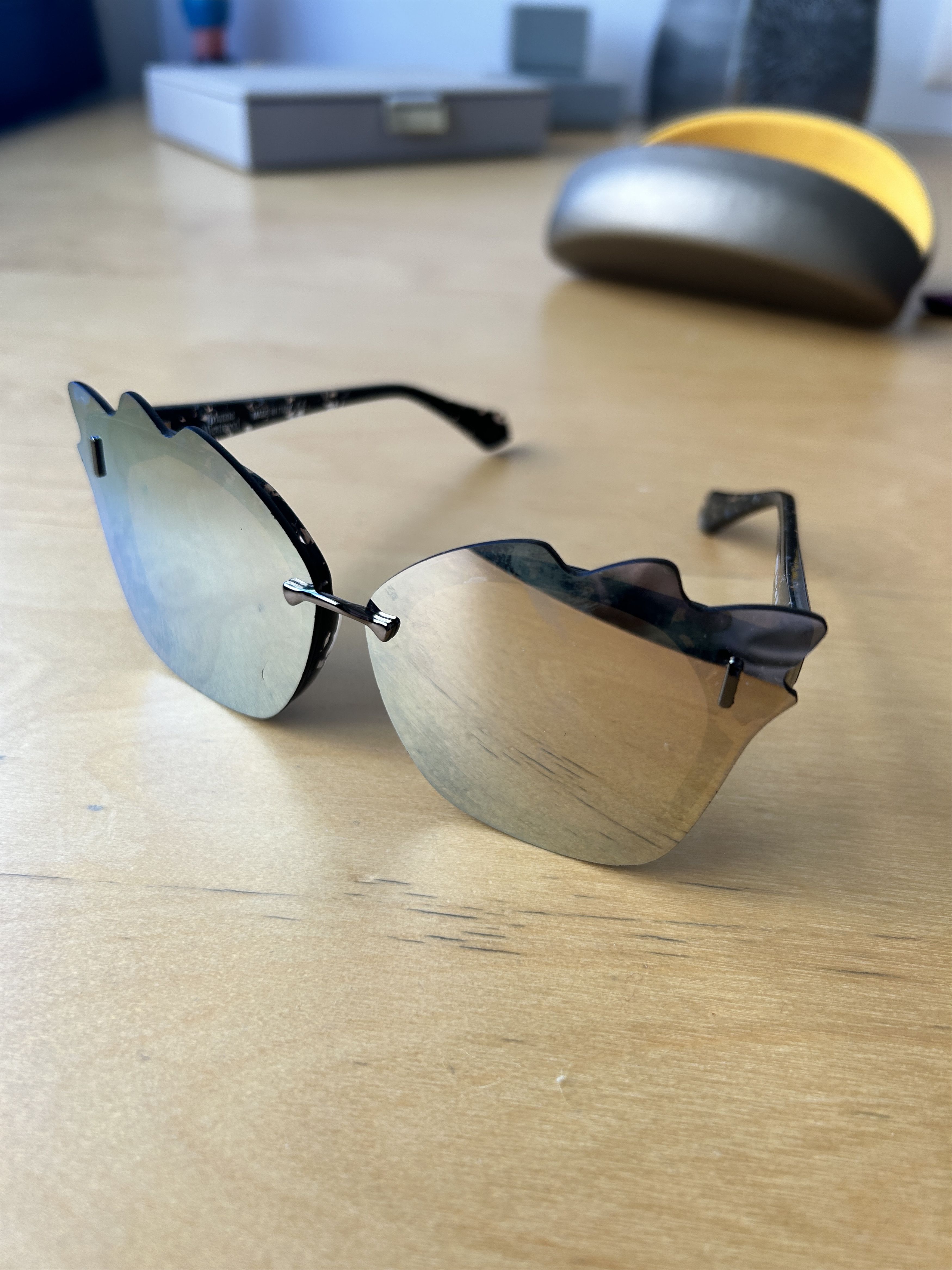 Vivienne Westwood Anglomania Sunglasses | Grailed