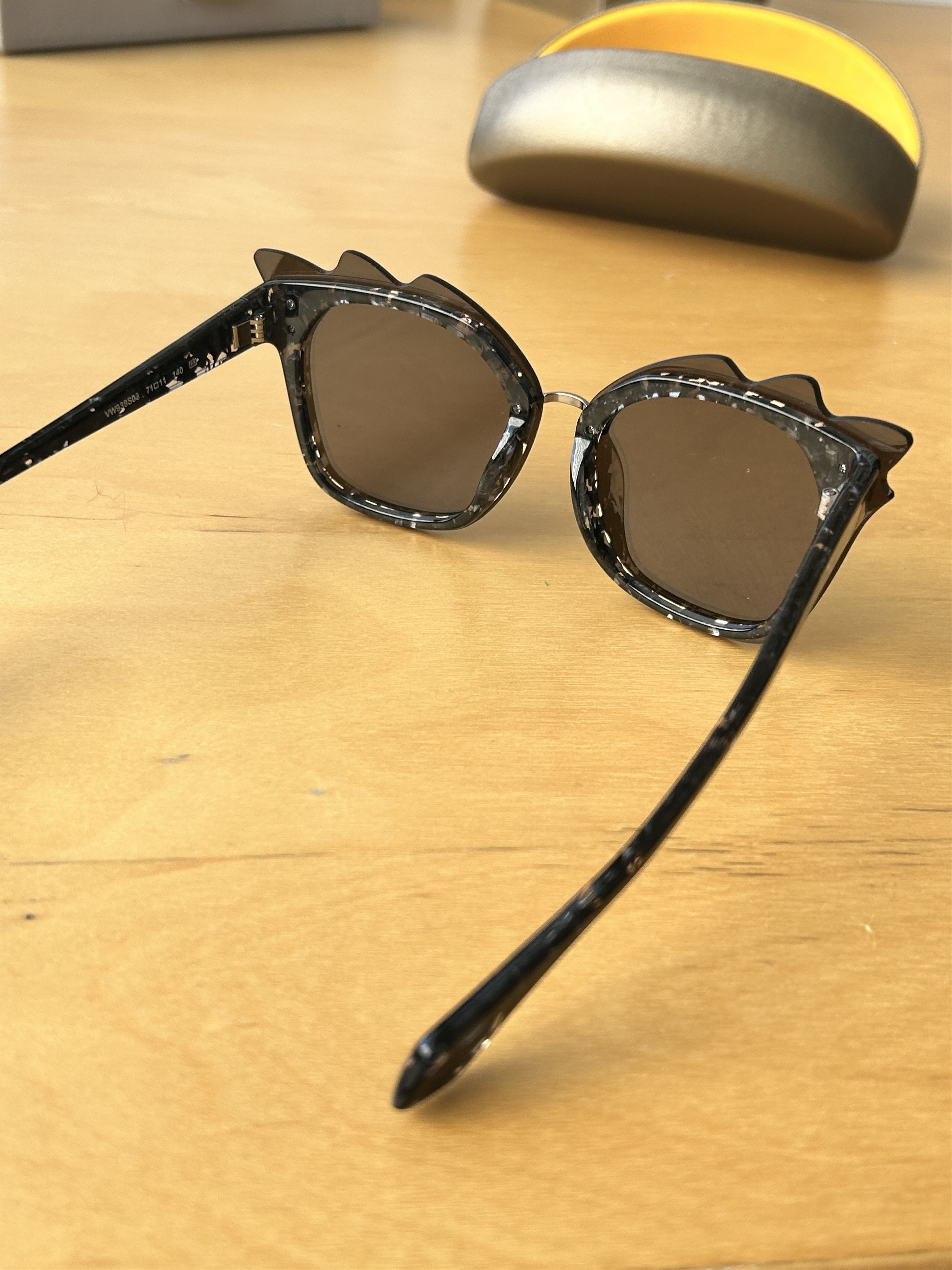 Vivienne Westwood Vintage Anglomania Reflective Frame w/ Amazing Acetate Size ONE SIZE - 8 Thumbnail