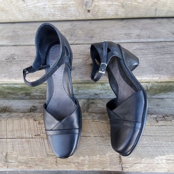 Dansko Roxy Black Leather Buckle Strap Heeled Mary Janes 7.5