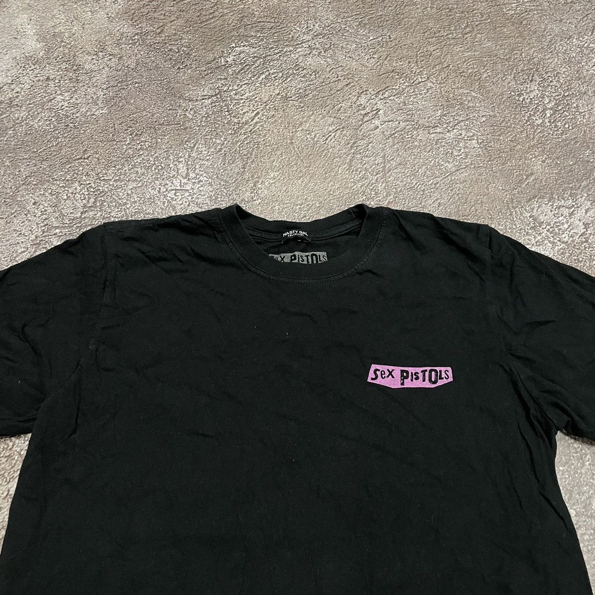 Vintage Vintage Y2K Punk Graphic Tee Thrashed Band Tee Grunge Boxy M Size US M / EU 48-50 / 2 - 8 Thumbnail