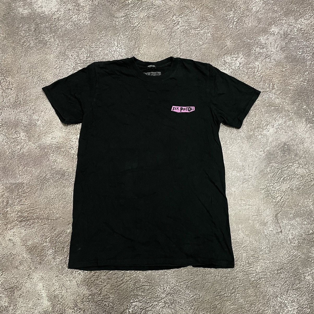 Vintage Vintage Y2K Punk Graphic Tee Thrashed Band Tee Grunge Boxy M Size US M / EU 48-50 / 2 - 7 Thumbnail