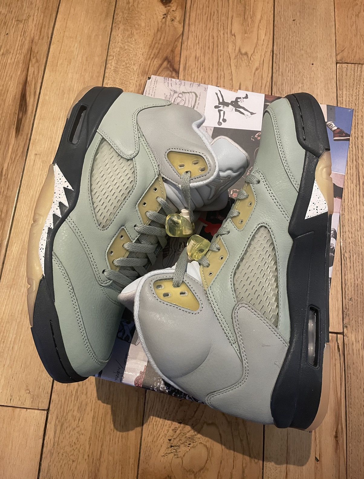 Jordan Brand × Nike Jordan 5 Retro Clear Jade Green Size US 9.5 / EU 42-43 - 2 Thumbnail