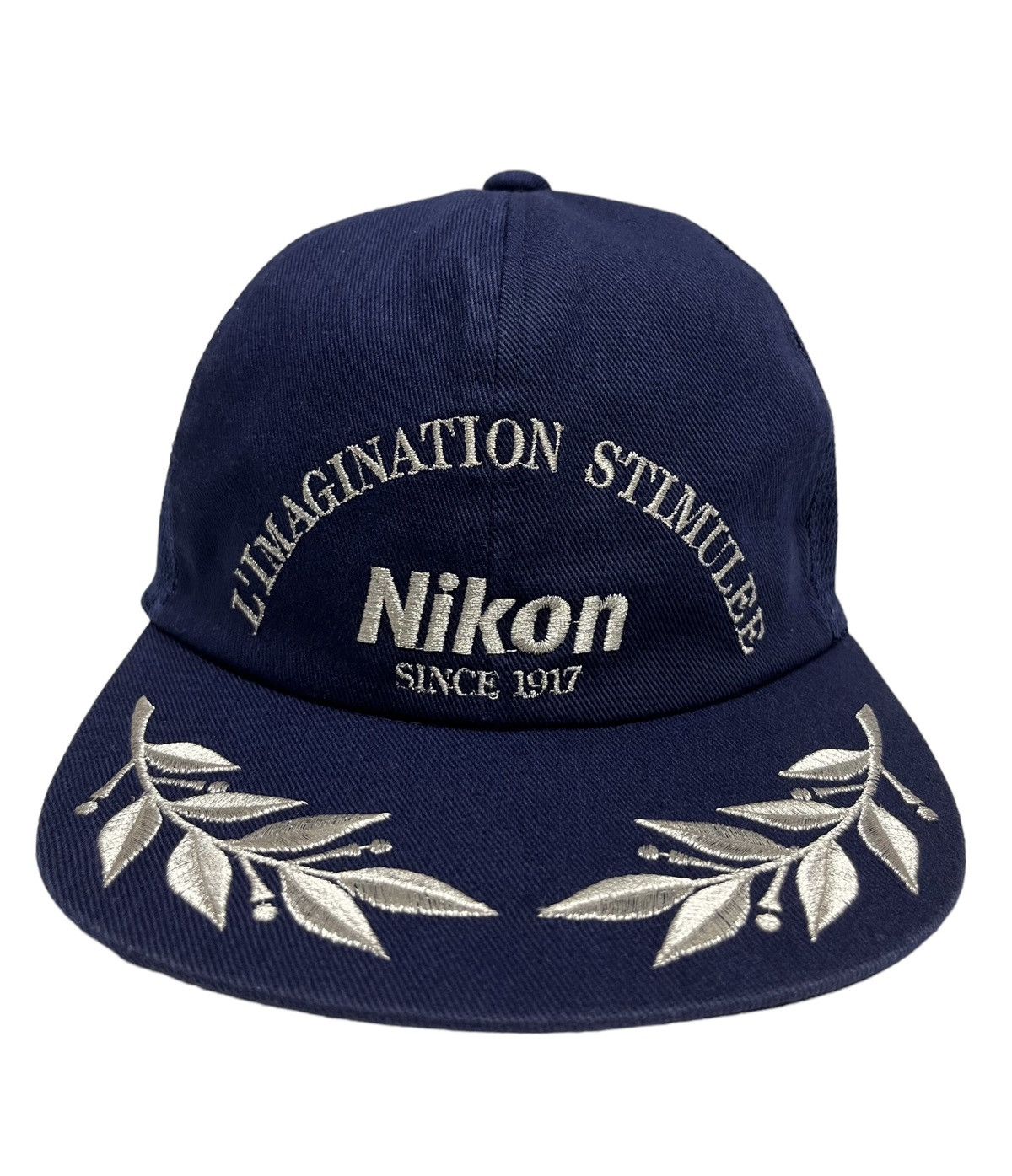 💥📸 VINTAGE 90's NIKON JAPAN Silver Embroidery Trucker Hat