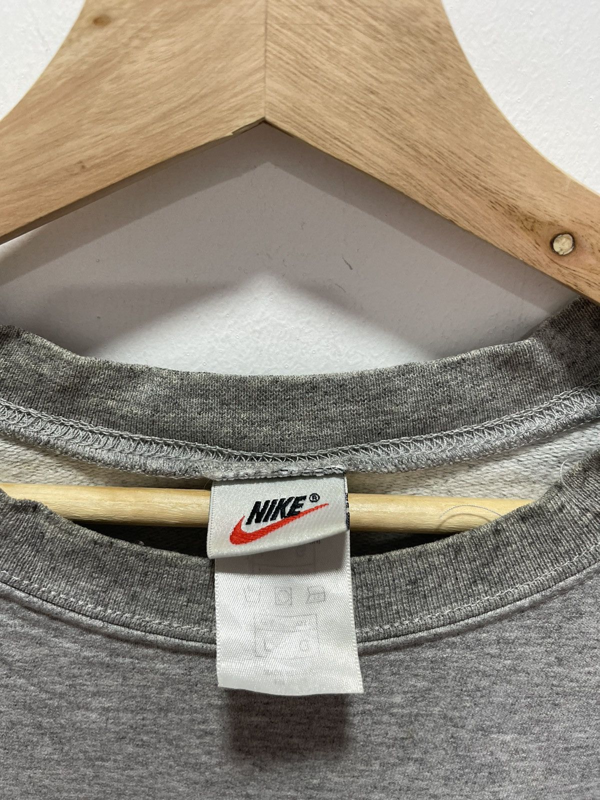 Nike DISTRESSED NIKE SWOOSH 90s EMBROIDERY VINTAGE BAGGY STYLE Size US XL / EU 56 / 4 - 8 Thumbnail
