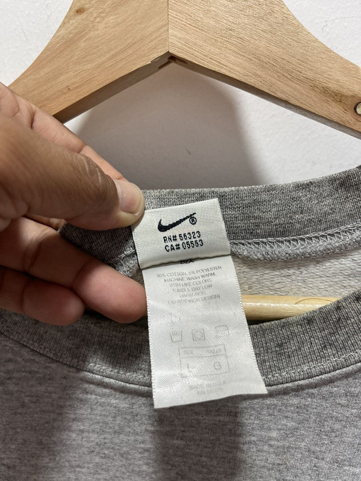 Nike DISTRESSED NIKE SWOOSH 90s EMBROIDERY VINTAGE BAGGY STYLE Size US XL / EU 56 / 4 - 9 Thumbnail