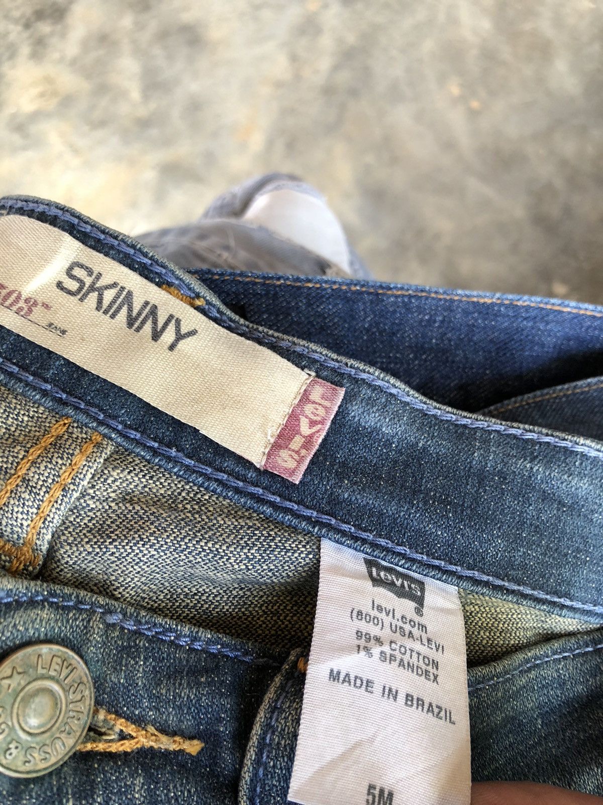 Jeans Levi’s 502 Skinny Distress