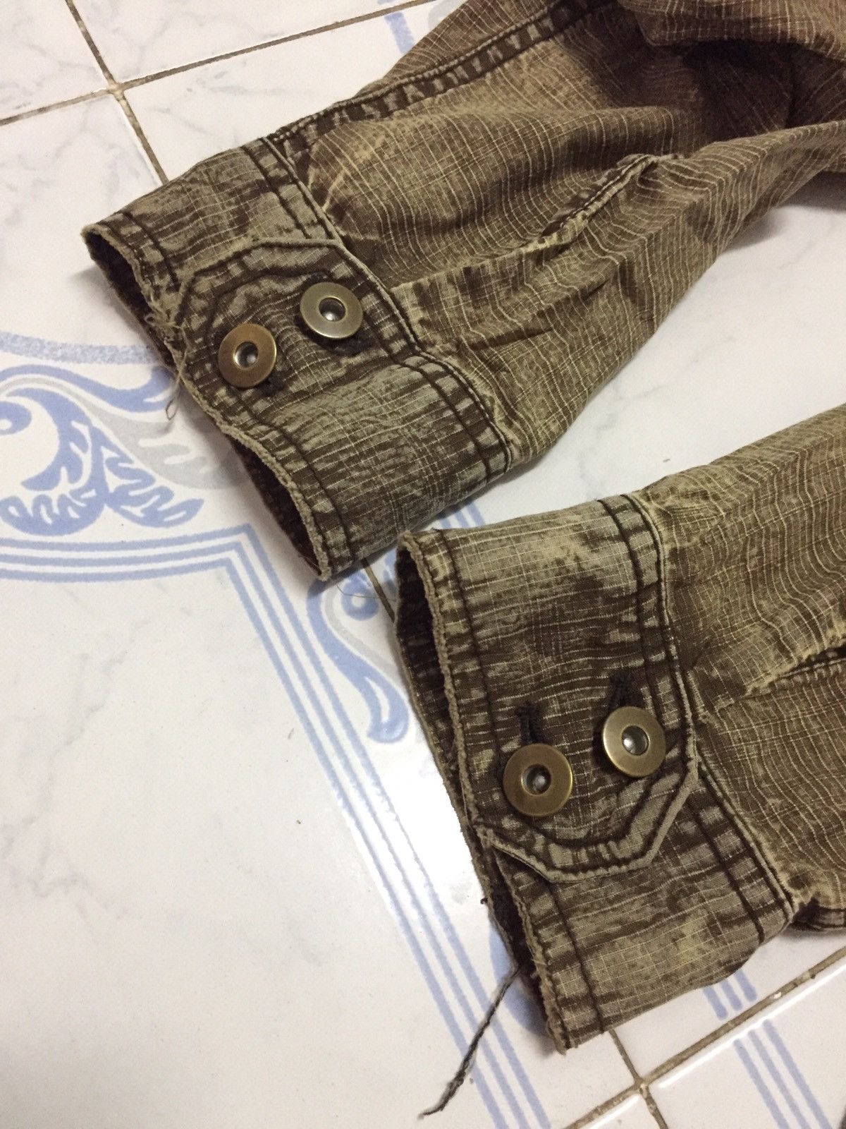 Bleach Goods Create Barefoot Button Up Utility Pockets Distress Size US L / EU 52-54 / 3 - 15 Thumbnail