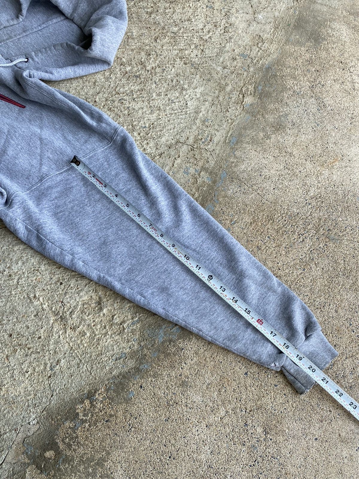 Nike × Vintage Vintage 90’s Nike Grey Distressed Sweatshirt Hoodie Size US L / EU 52-54 / 3 - 14 Thumbnail