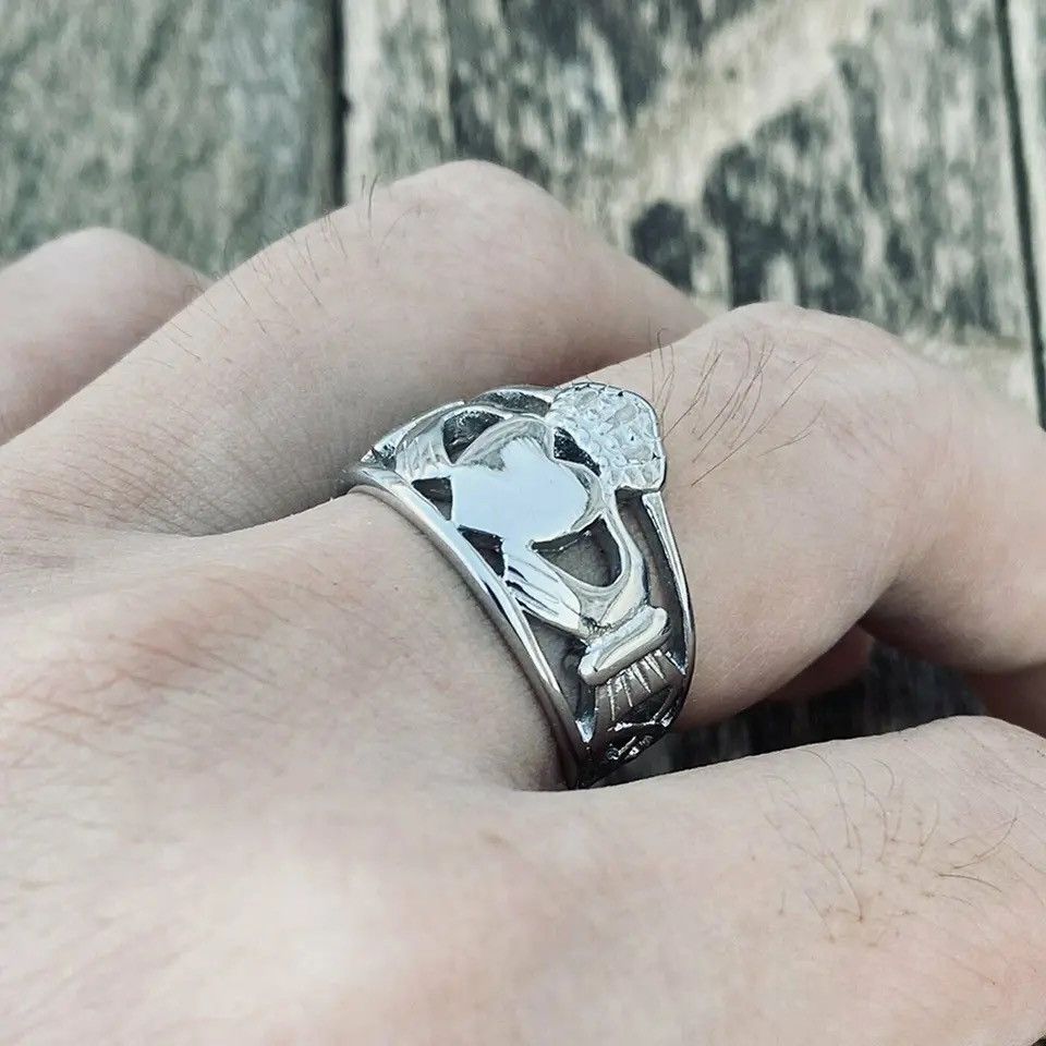 Jewelry Love Heart Hand Rings Size ONE SIZE - 2 Thumbnail