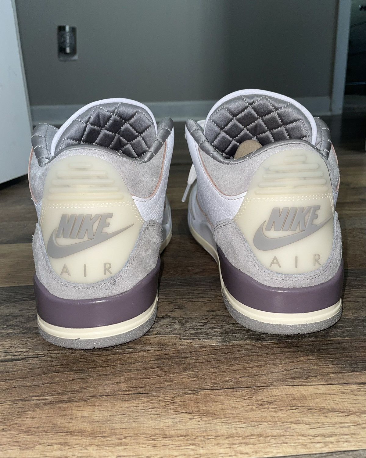 A Ma Maniere × Jordan Brand Jordan 3 Retro A Ma Maniére Size US 9 / EU 42 - 6 Thumbnail