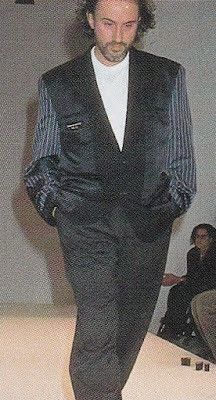 Comme des Garcons Homme Plus Vintage AW90 Runway Oversize Inside Out Blazer Size US S / EU 44-46 / 1 - 1 Thumbnail