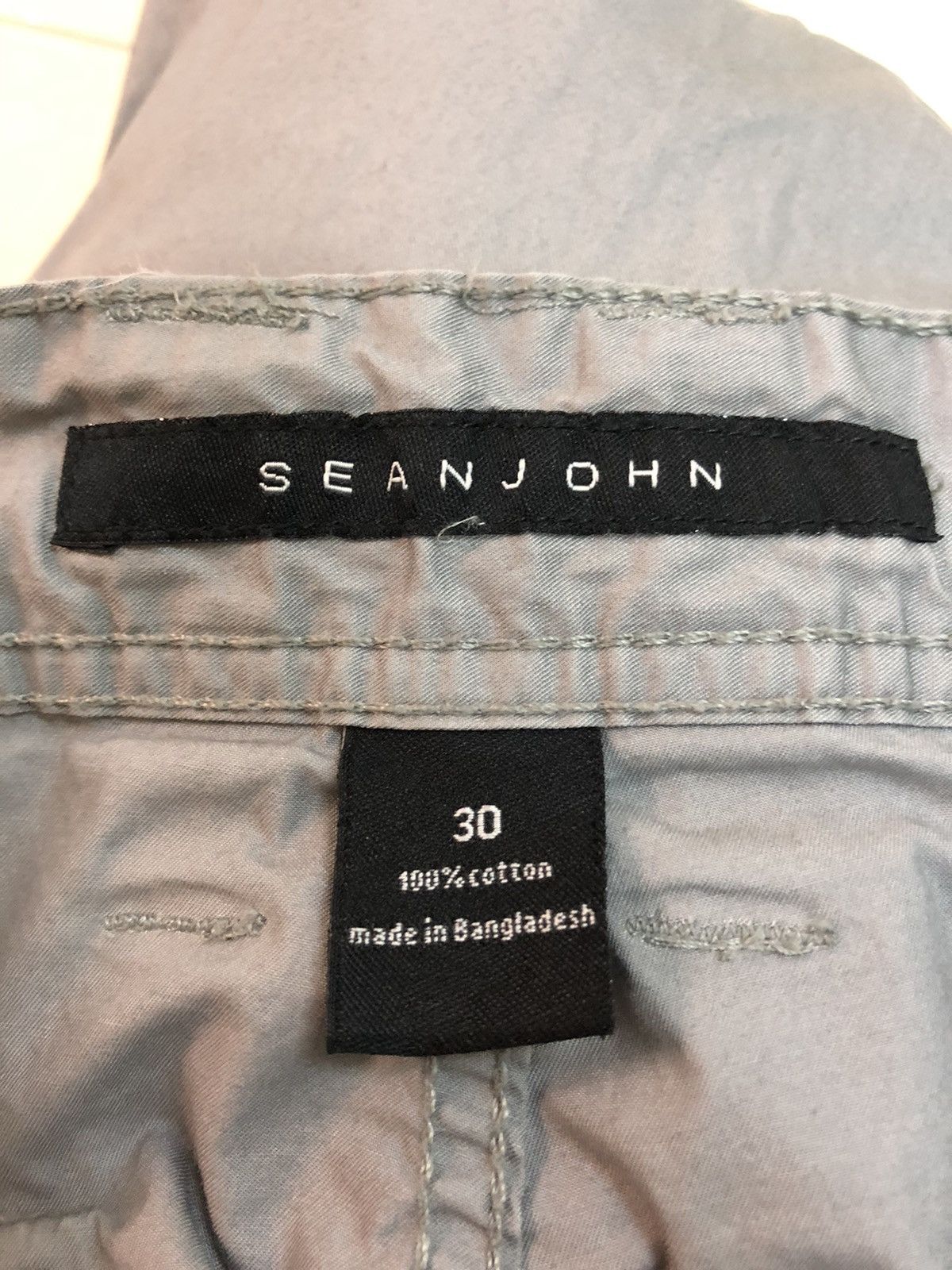 Rap Tees SEAN JOHN - RELAXED FIT TACTICAL MILITARY CARGO PANTS Size US 30 / EU 46 - 12 Thumbnail