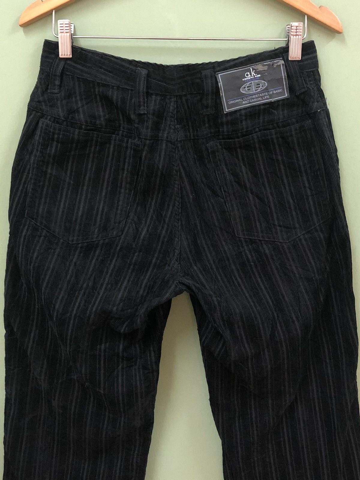 Japanese Brand KENSHO ABE - STRAIGHT FIT STRIPE CORDUROY PANTS Size US 30 / EU 46 - 3 Thumbnail