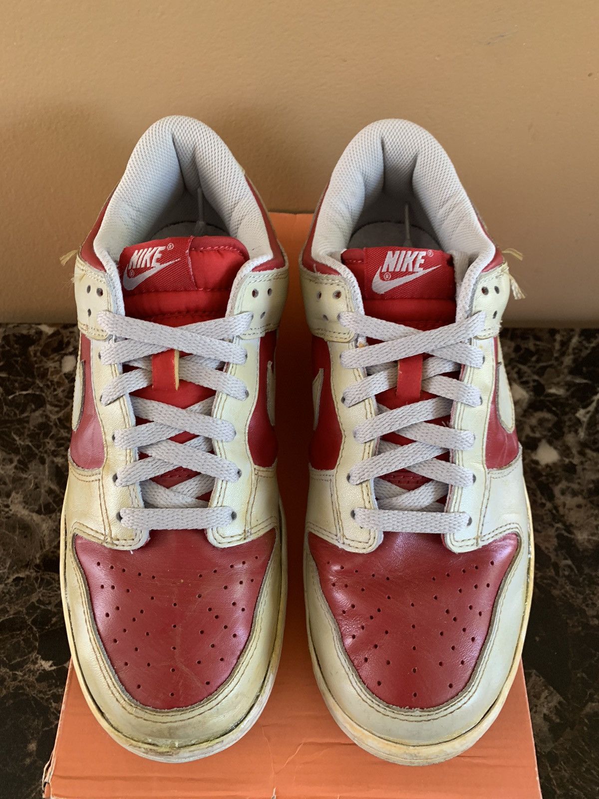 Nike Nike Dunk Low VNTG 2010 Reverse Ultra Man Varsity Red Size US 9.5 / EU 42-43 - 4 Thumbnail