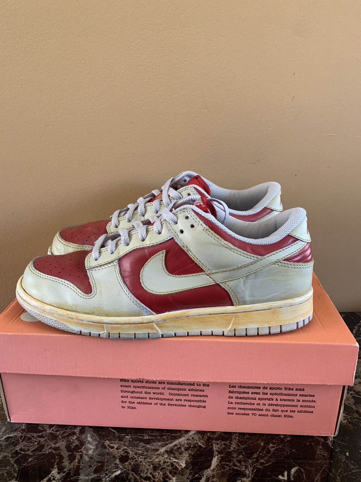 Nike Nike Dunk Low VNTG 2010 Reverse Ultra Man Varsity Red Size US 9.5 / EU 42-43 - 3 Thumbnail