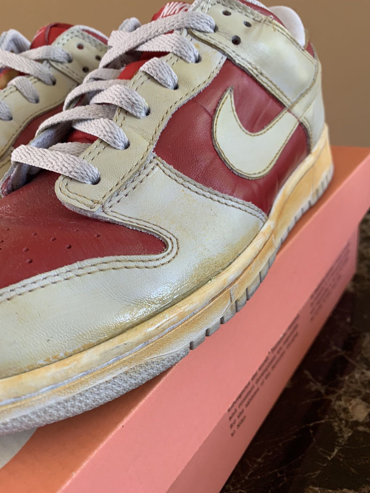 Nike Nike Dunk Low VNTG 2010 Reverse Ultra Man Varsity Red Size US 9.5 / EU 42-43 - 12 Thumbnail