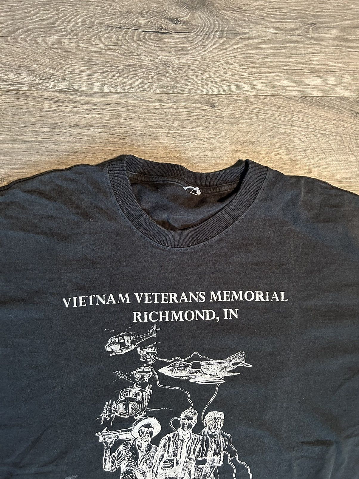 Vintage Vintage Military Vietnam T Shirt Tee Size US L / EU 52-54 / 3 - 4 Thumbnail