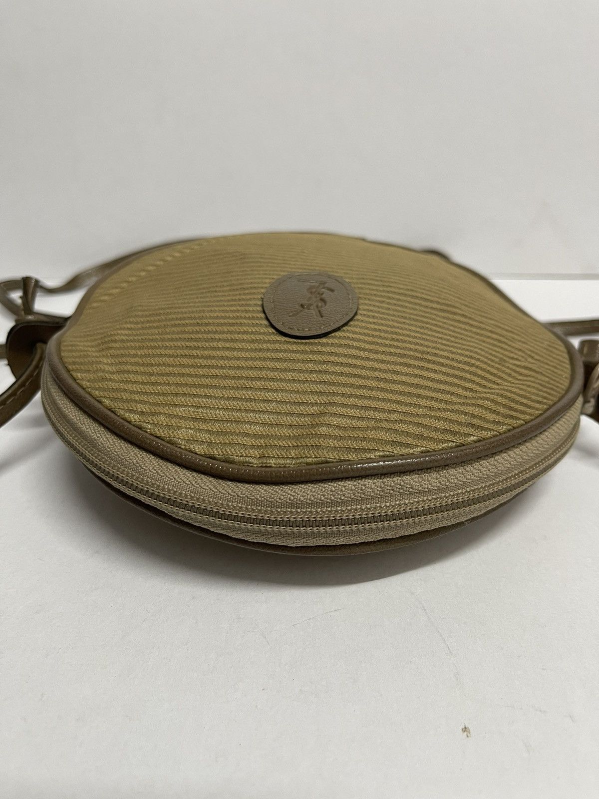 Yves Saint Laurent YSL Mini Authentic Crossbody Bag Size ONE SIZE - 4 Thumbnail