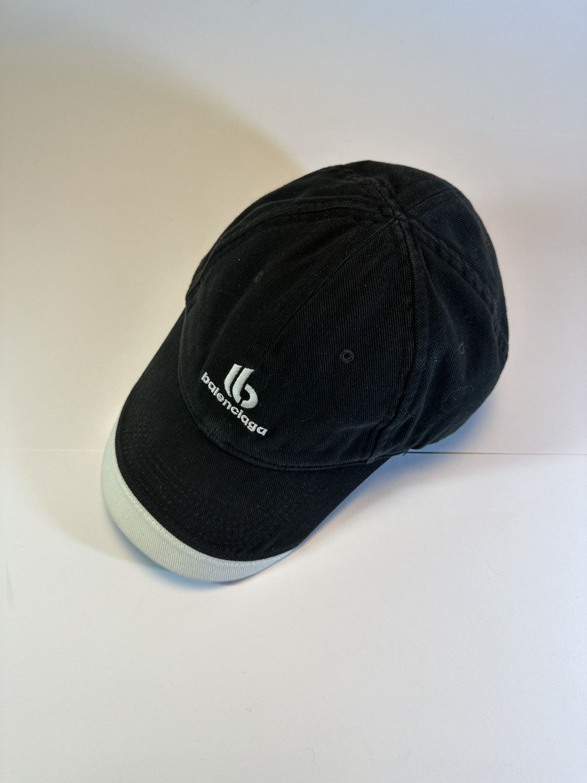 Balenciaga Balenciaga Embroidered Logo Baseball Cap Size ONE SIZE - 4 Thumbnail