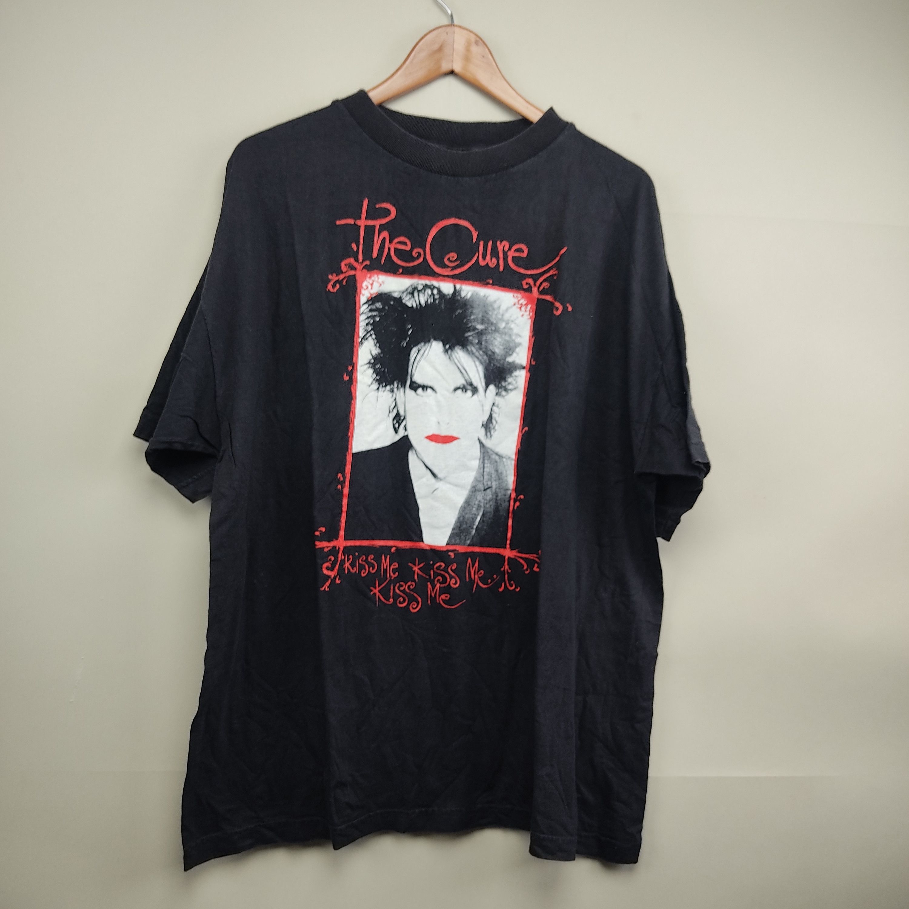 Band Tees × The Cure × Vintage 90's The Cure Kiss Me Robert Smith