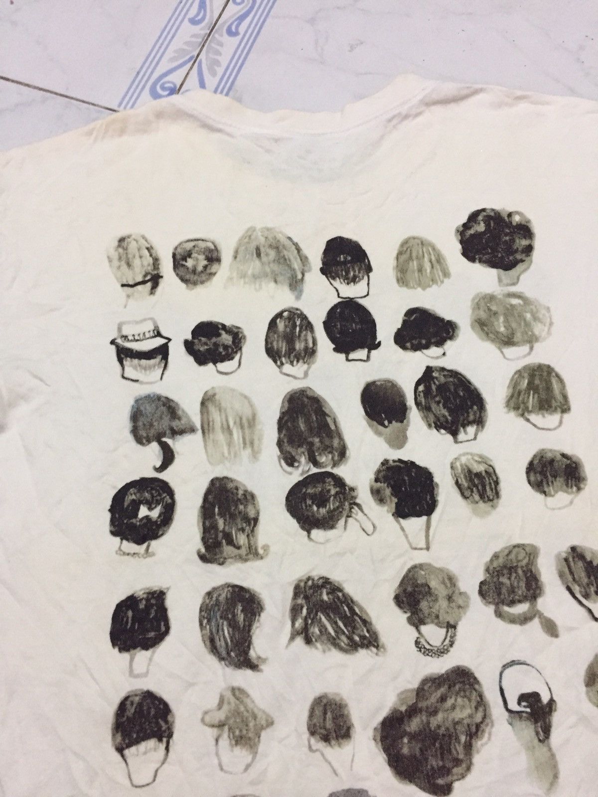 Uniqlo Mirror Printed People I Saw on 4th November Tshirt Size US M / EU 48-50 / 2 - 14 Thumbnail