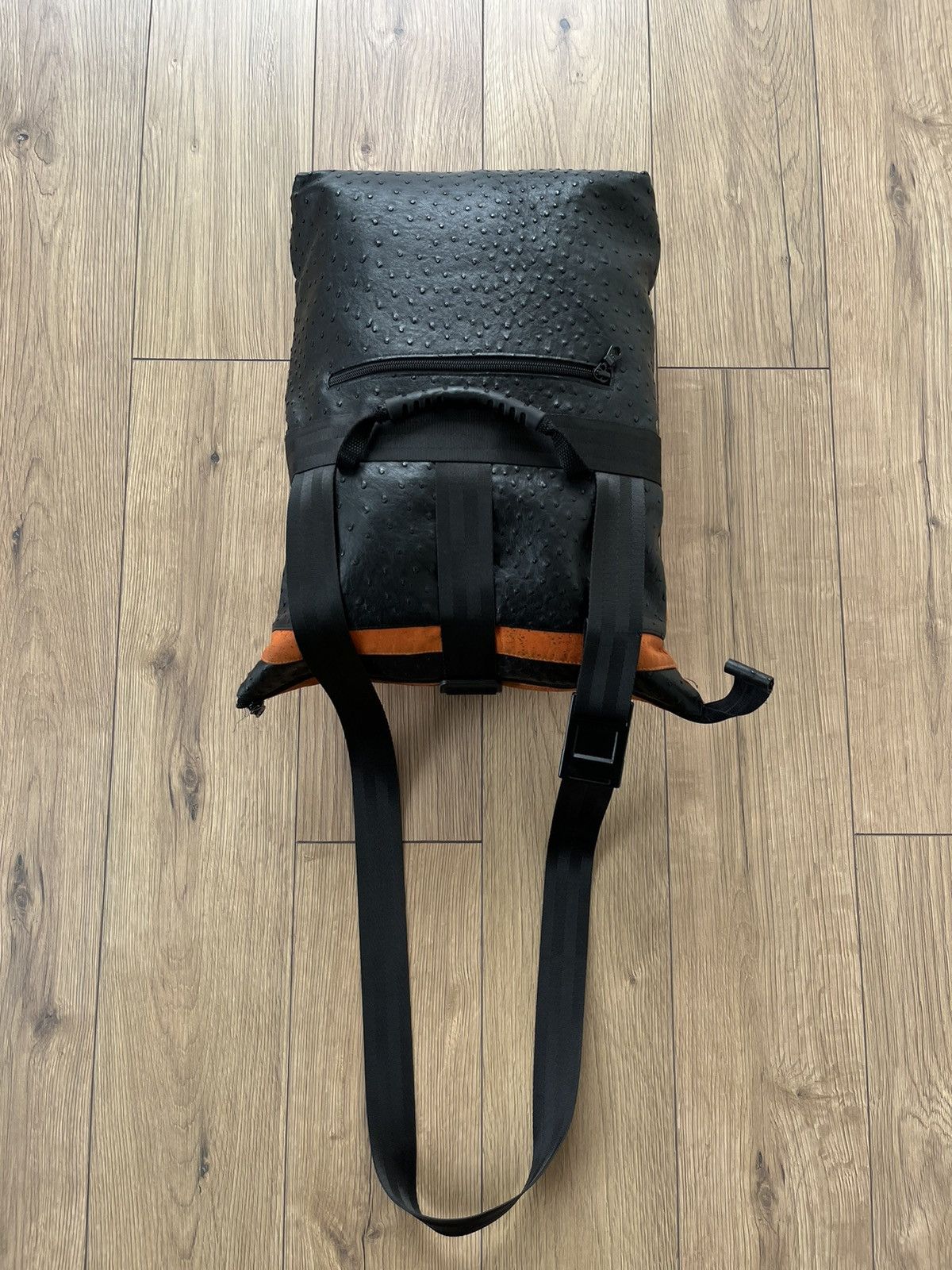 The Recycled Planet Avant Garde "Ostrich Leather" TwoWay y2k gorpcore Bag Orange Size ONE SIZE - 3 Thumbnail