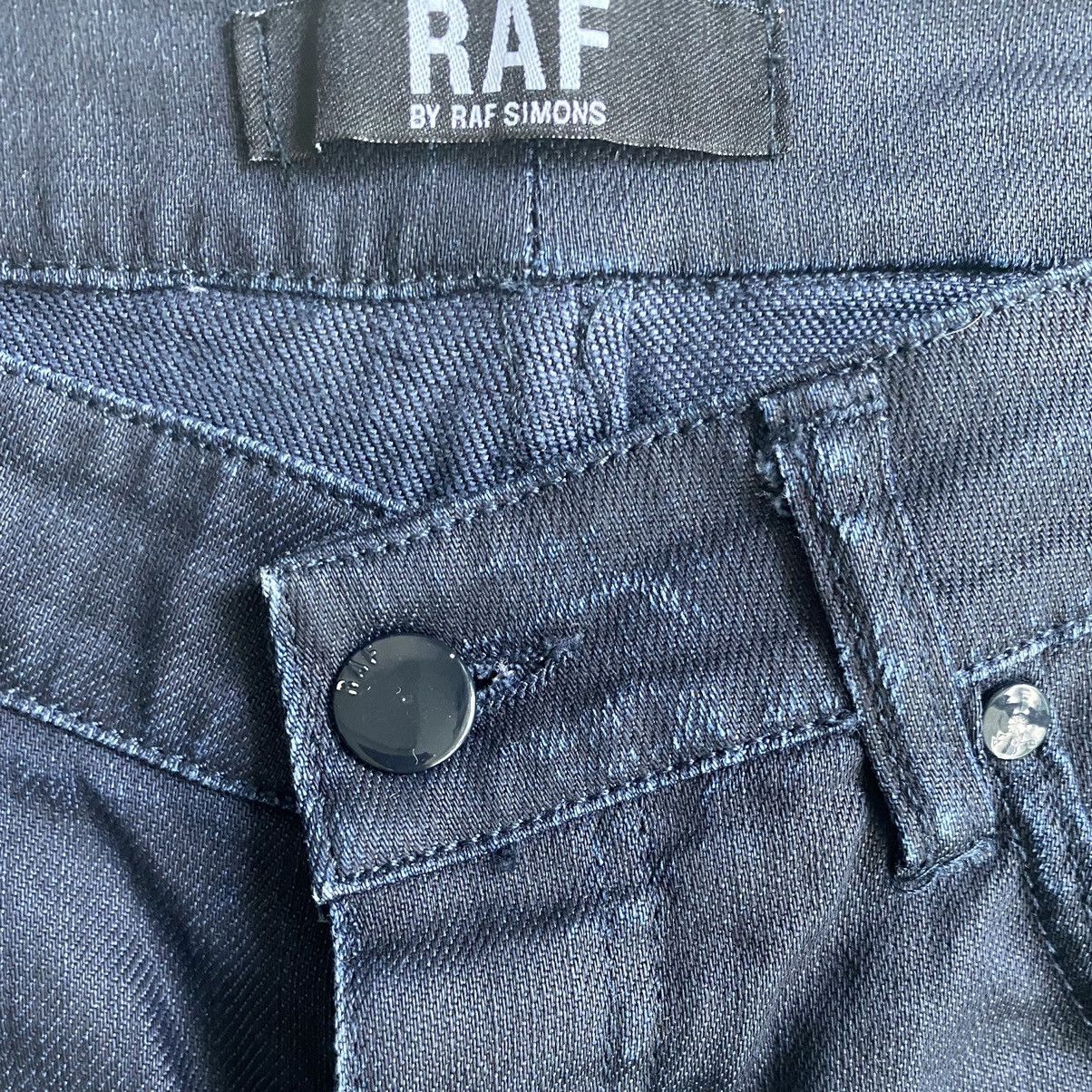 Raf by Raf Simons Raf By Raf Navy coated jeans Size US 34 / EU 50 - 3 Thumbnail