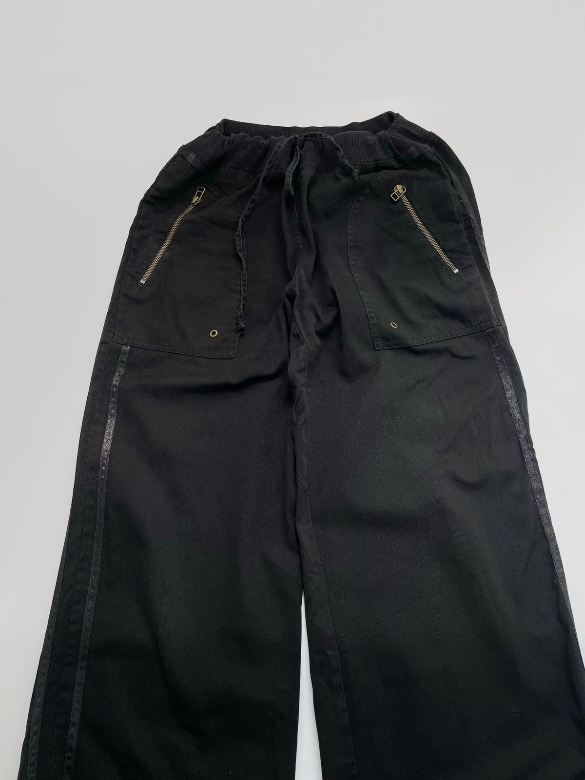 Japanese Brand Vintage y2k Japanese parachute pants Size 27" / US 4 / IT 40 - 2 Thumbnail