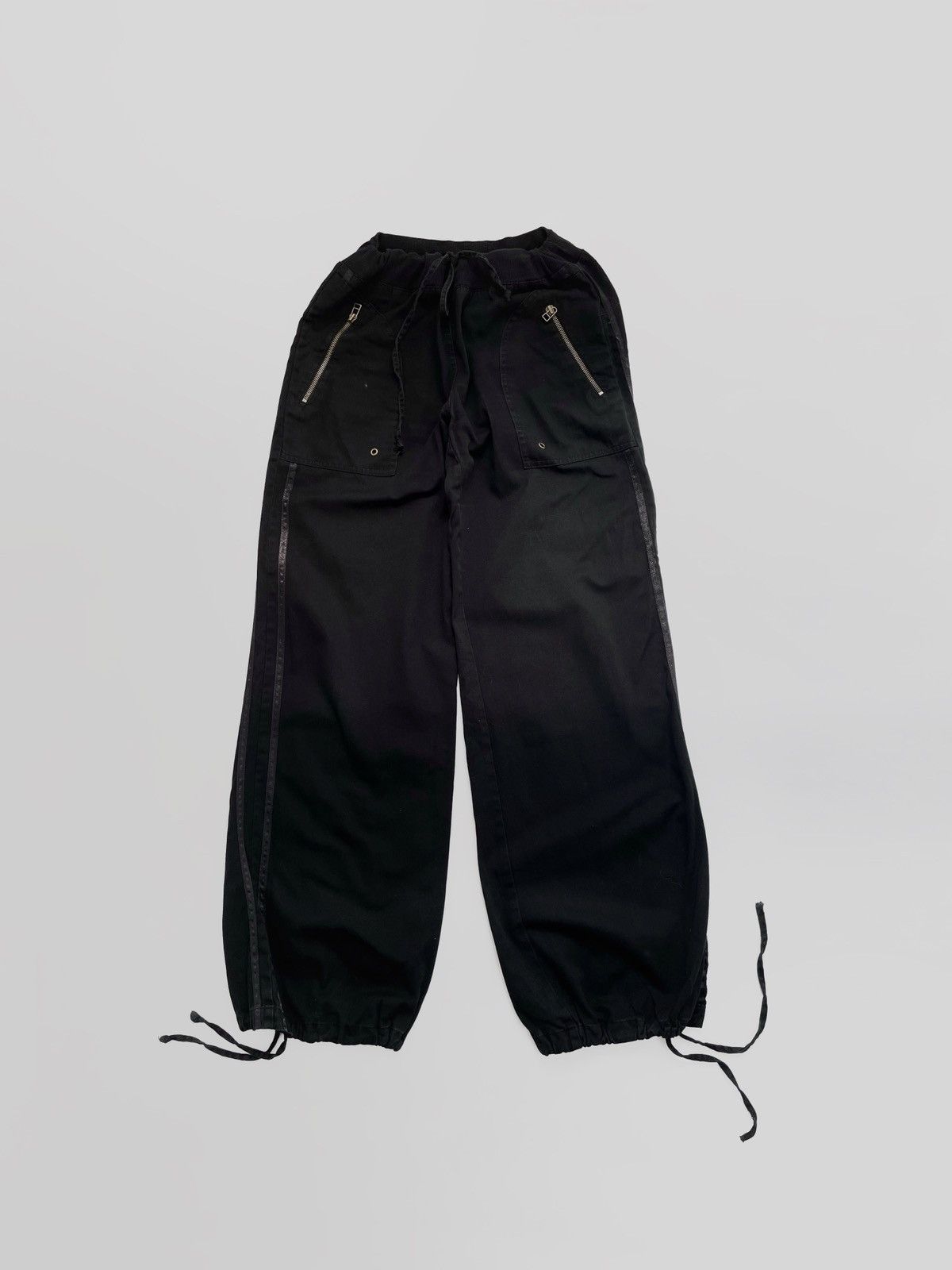 Japanese Brand Vintage y2k Japanese parachute pants Size 27" / US 4 / IT 40 - 1 Thumbnail