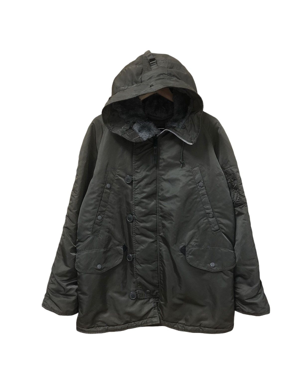 image of Vintage Alpha Industries Extrem Cold Weather Parka Jackets in Army Green, Men's (Size Medium)