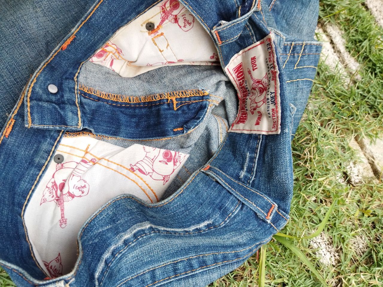 True Religion True Religion Joey Distressed Flare Jeans - Size 31 Size US 31 - 15 Thumbnail