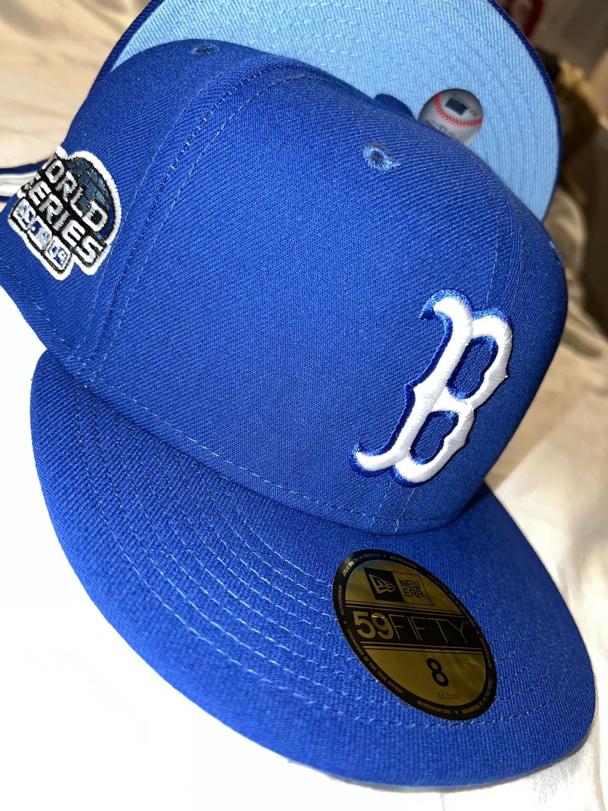 New Era Exclusive Boston Red Sox Fitted 2004 Red Sox Icy Blue Brim 8 Size ONE SIZE - 5 Thumbnail