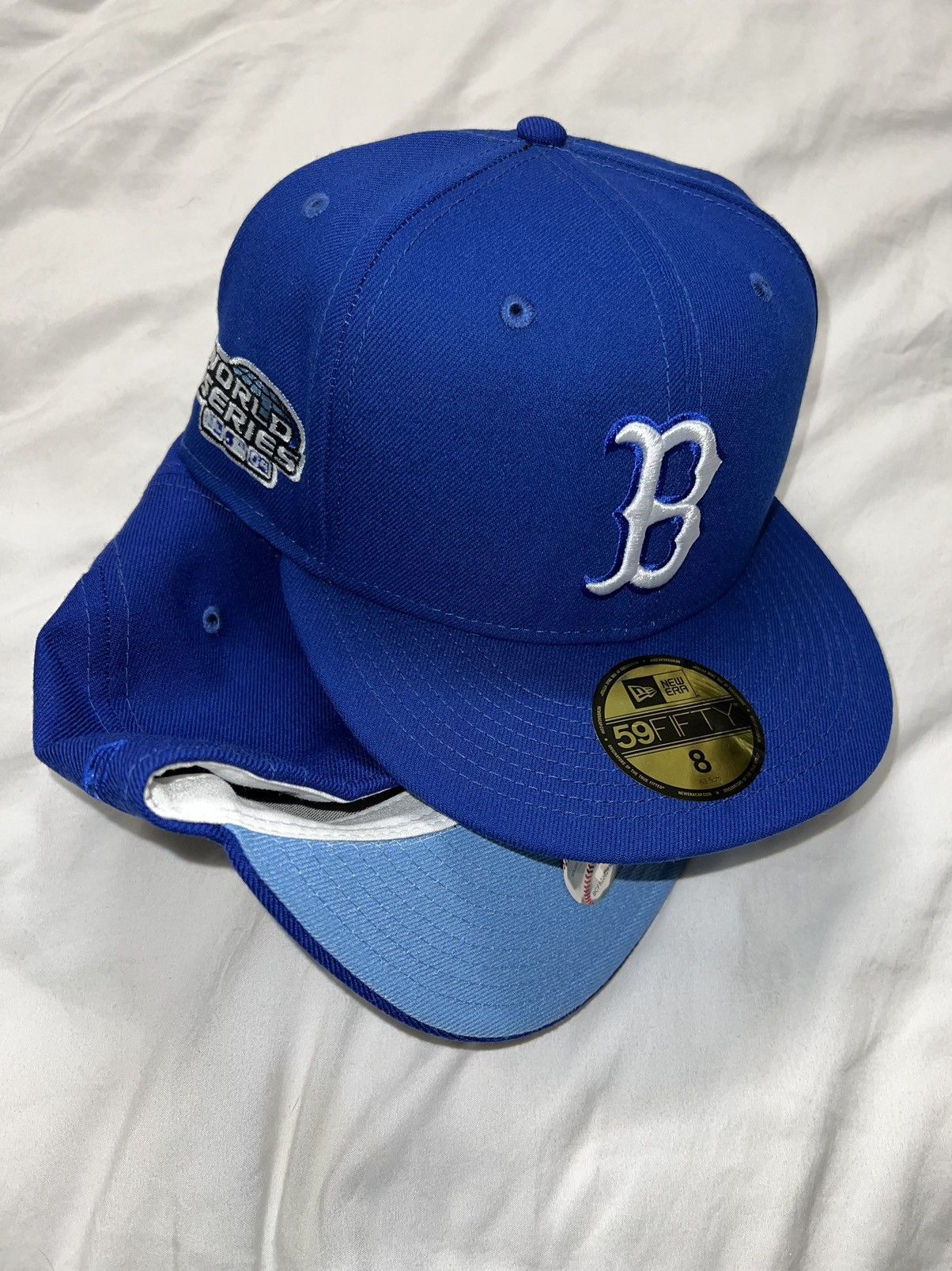 New Era Exclusive Boston Red Sox Fitted 2004 Red Sox Icy Blue Brim 8 Size ONE SIZE - 1 Thumbnail