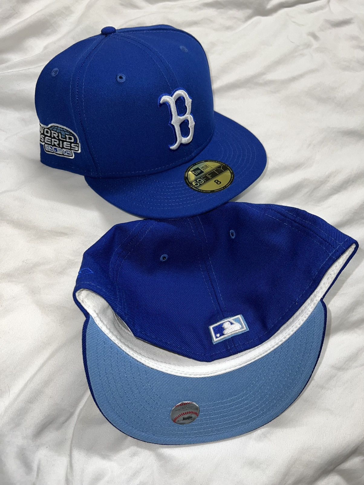 New Era Exclusive Boston Red Sox Fitted 2004 Red Sox Icy Blue Brim 8 Size ONE SIZE - 3 Thumbnail