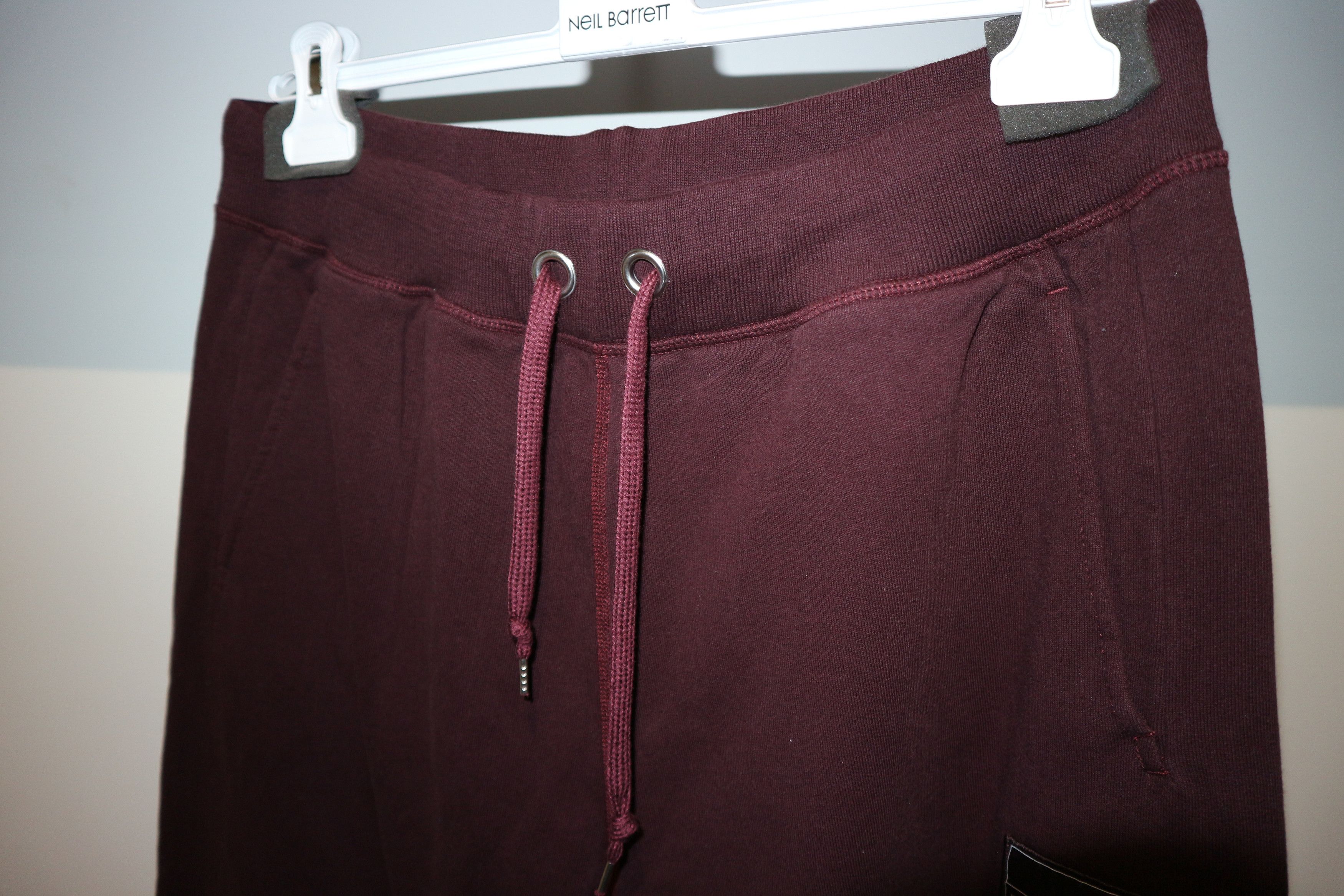 Helmut Lang burgundy logo patch sweatpants Size US 36 / EU 52 - 4 Thumbnail