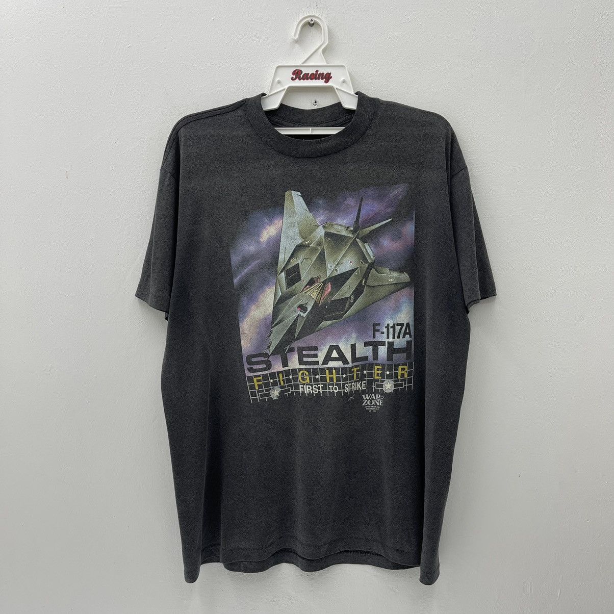 Vintage Vintage 3D T-Shirt Paper Thin F-117A Stealth Fighter Size US XL / EU 56 / 4 - 1 Thumbnail