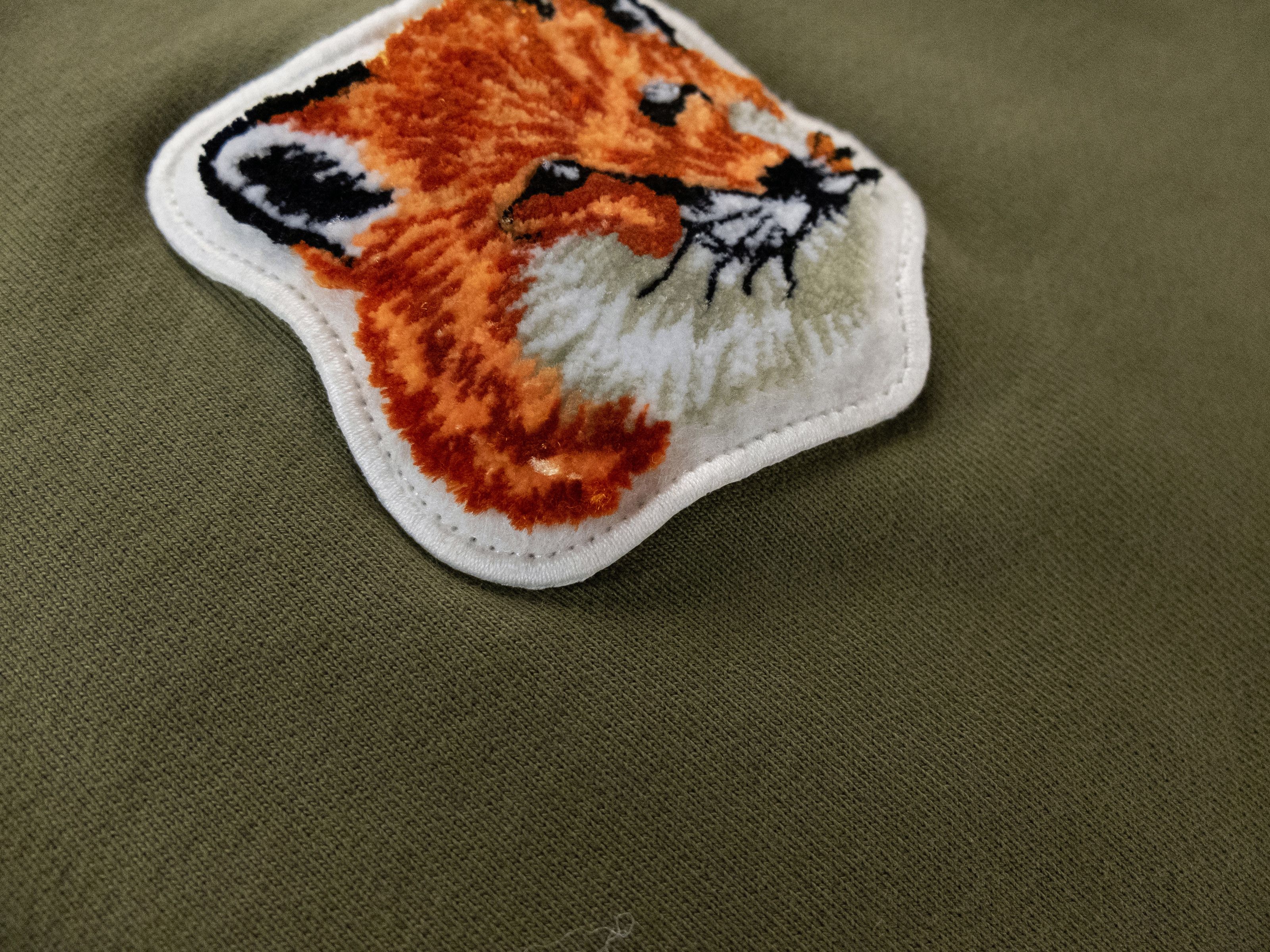 Maison Kitsune MAISON KITSUNE green fox head patch classic sweatshirt XL Size US XL / EU 56 / 4 - 3 Thumbnail