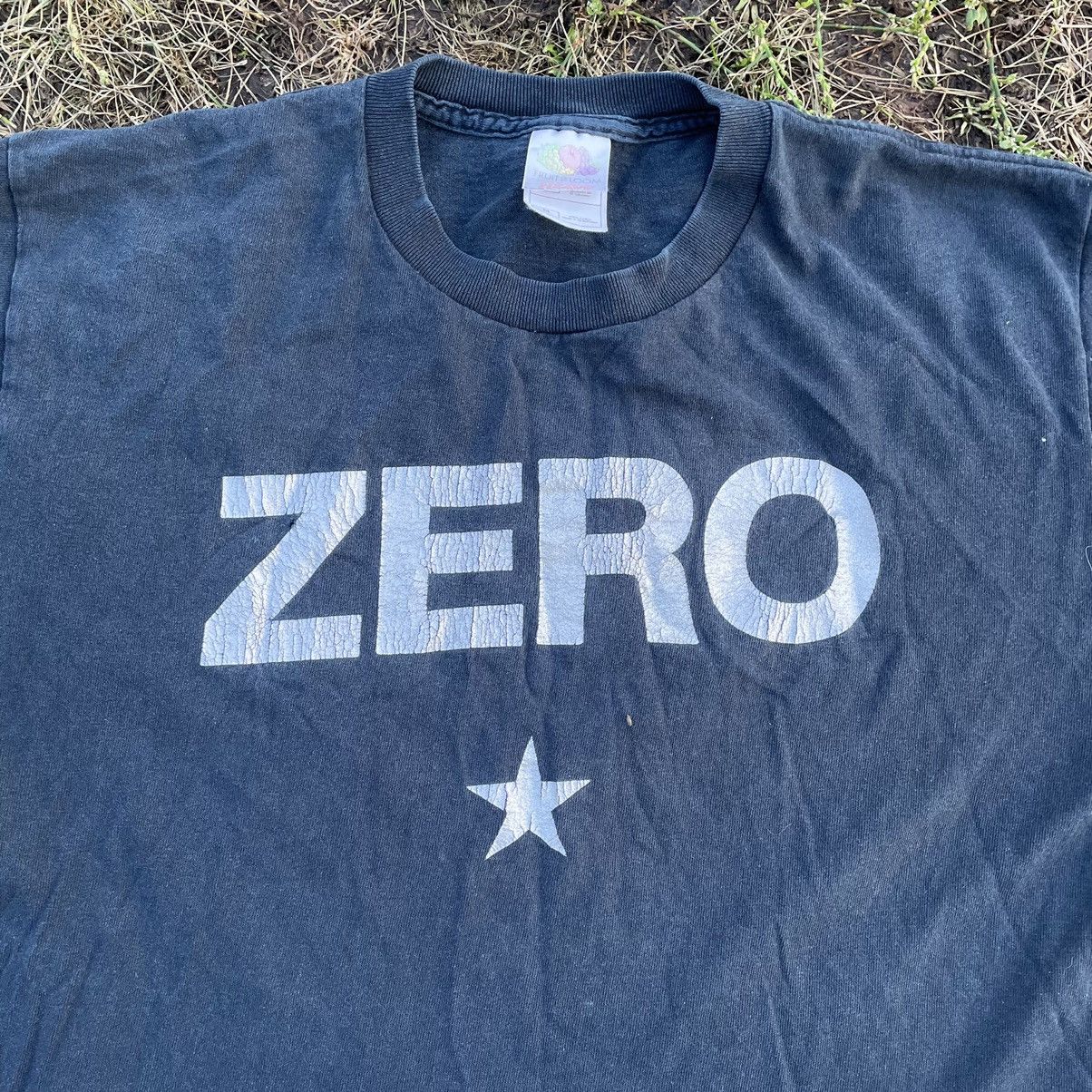 Vintage Vintage Y2K Zero Graphic Tee Streetwear Skate Dark Baggy M Size US M / EU 48-50 / 2 - 4 Thumbnail