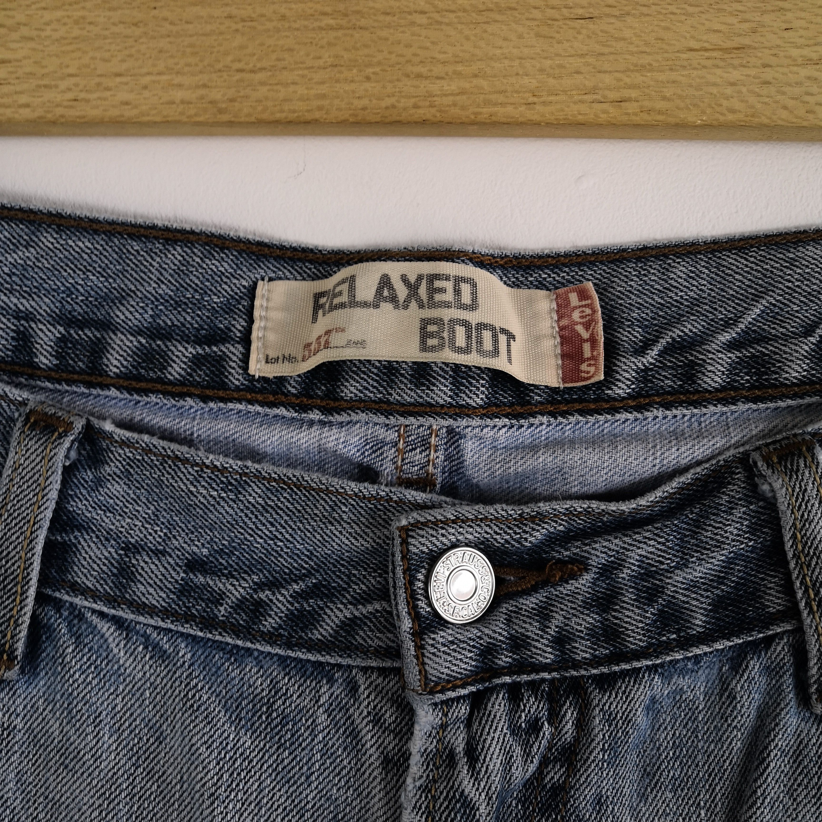 Levi's Vintage Levis Sun Faded Jeans Levi's 557 Dirty Cutoff Denim Size US 34 / EU 50 - 8 Thumbnail