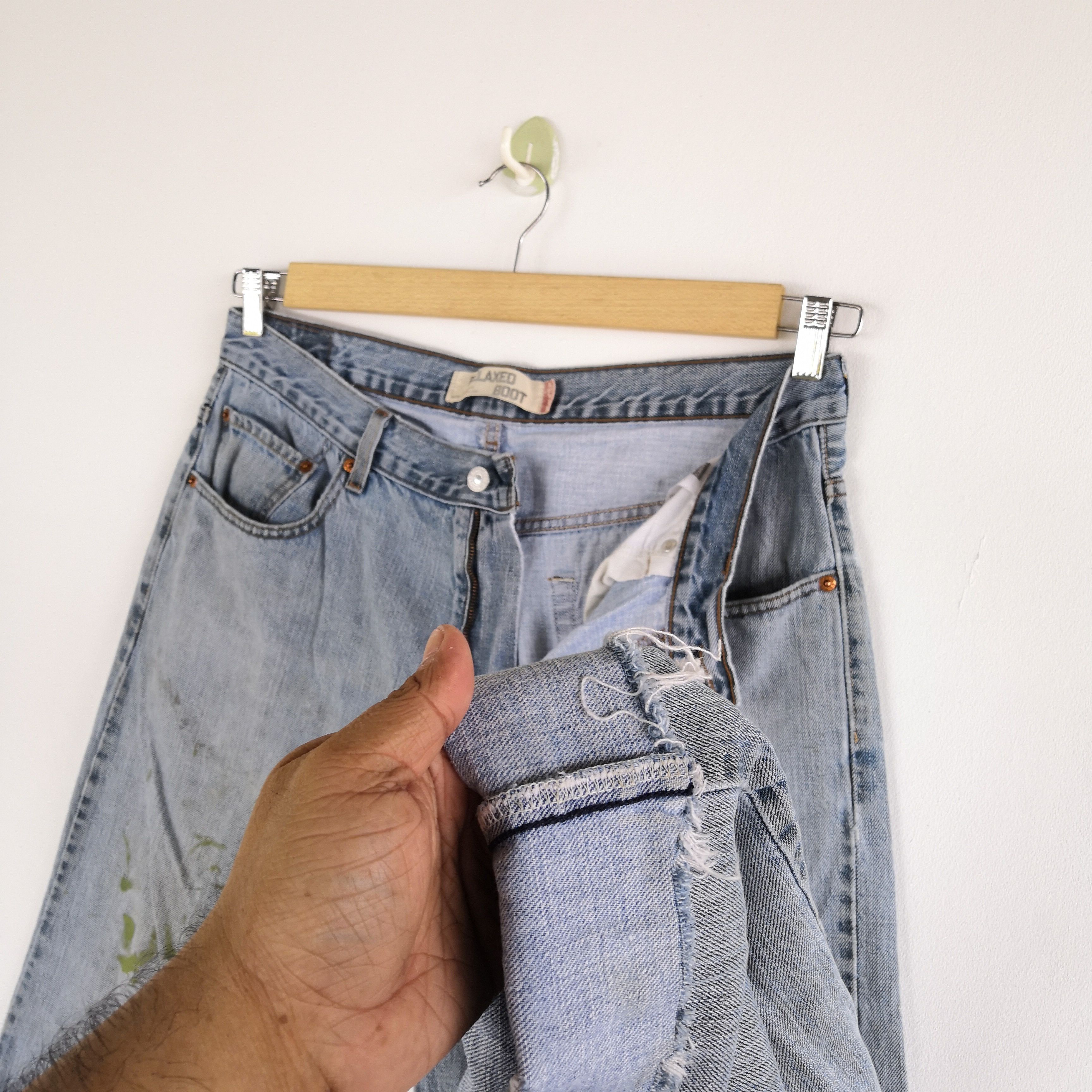 Levi's Vintage Levis Sun Faded Jeans Levi's 557 Dirty Cutoff Denim Size US 34 / EU 50 - 11 Thumbnail