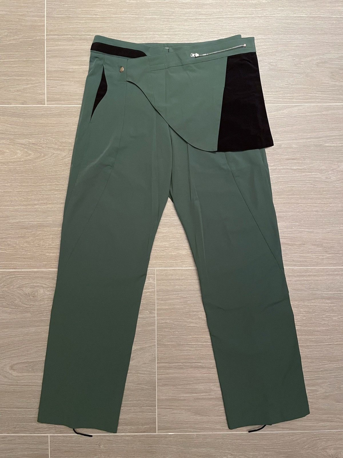 image of Kiko Kostadinov 00112021 Fw21 Harkman Trousers in Green, Men's (Size 30)